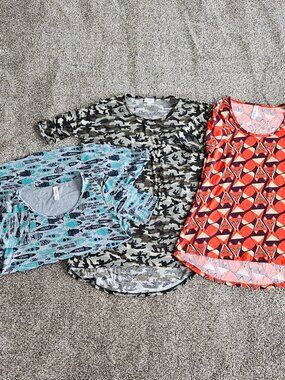 Bundle of 3 LulaRoe T-shirts Size XXS